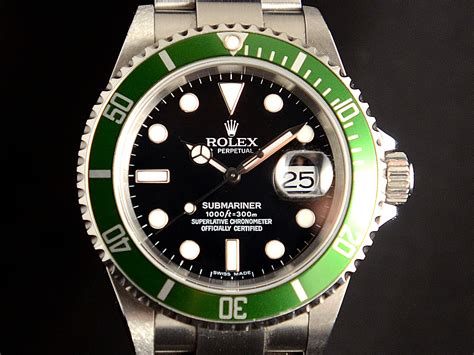 prezzo rolex submariner ghiera verde|rolex sottomarino stampato.